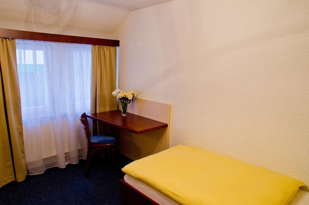 Hotel Stella Netphen Номер фото